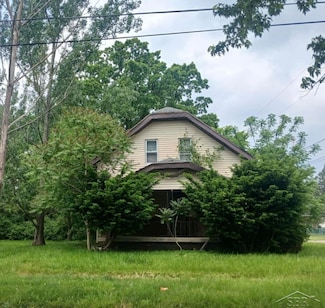 1902 Barks St, Flint, MI 48503