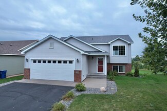1506 Park View Ln NE, Sauk Rapids, MN 56379