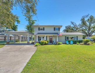 2348 Pretty Bayou Dr, Panama City, FL 32405