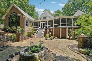 3978 Devonshire Dr, Marietta, GA 30066