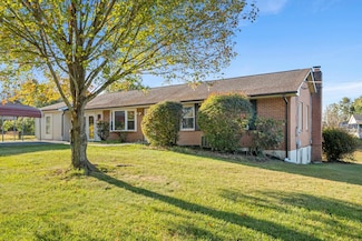 2272 Lupine Ln, Christiansburg, VA 24073