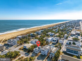 6 E Houston St, Fenwick Island, DE 19944