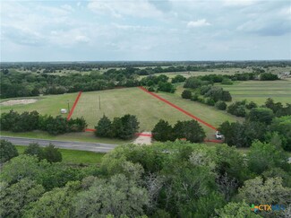 13138 Farm To Market Road 957, Schulenburg, TX 78956