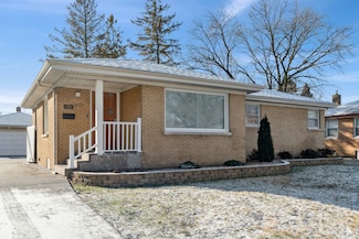 279 E 170th St, South Holland, IL 60473