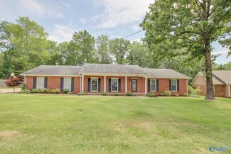1007 Way Thru the Woods SW, Decatur, AL 35603