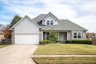 5130 Hunters Point Cir, Louisville, KY 40216