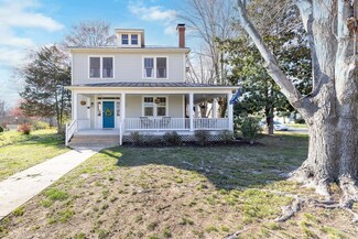 8940 N 5 Forks Rd, Amelia Court House, VA 23002
