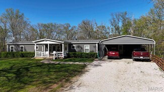 8325 Maple Ln, Dittmer, MO 63023