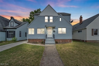 4428 Ingleside Rd, Cleveland, OH 44128