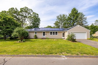 41 Council Ring Dr, Bristol, CT 06010