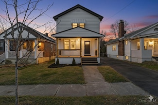 6836 Windward St, Cincinnati, OH 45227