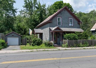 306 Deerfield St, Greenfield, MA 01301