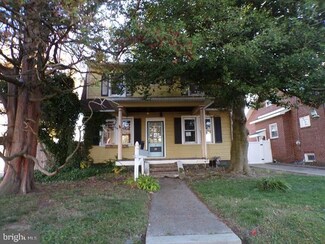 59 E Chelton Rd, Brookhaven, PA 19015
