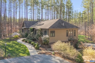 542 Country Creek Way, Palmyra, VA 22963