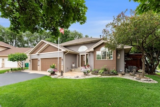 6305 91st Trail N, Brooklyn Park, MN 55445