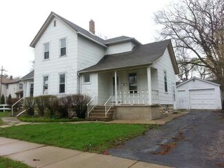 645 N Grove Ave, Elgin, IL 60120