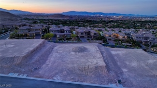 30 Mountain View Dr, Las Vegas, NV 89141
