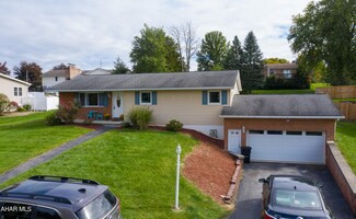 1005 Gray Ln, Duncansville, PA 16635