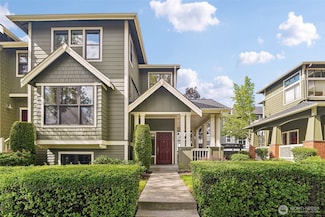 1899 NE Kenyon Ct, Issaquah, WA 98029