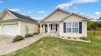 126 Apple Ct, Radcliff, KY 40160