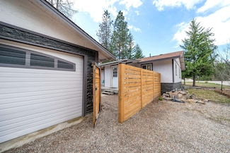 4026 Maple St, Loon Lake, WA 99148