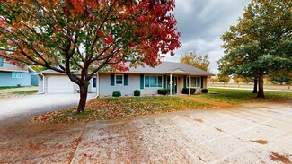 2 Wildwood Dr, Columbus, NE 68601