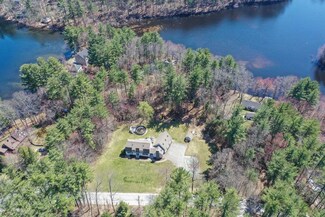 32 Rock Pond Rd, Windham, NH 03087
