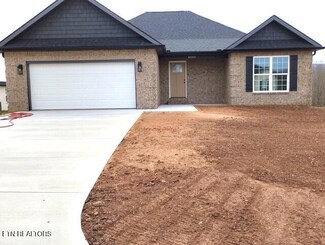 1050 Pathways Dr, Seymour, TN 37865