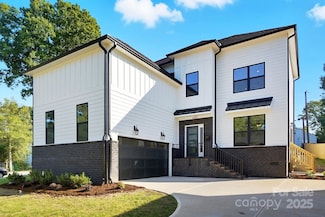 432 W Cama St, Charlotte, NC 28217