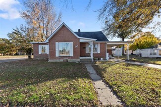 207 W Park St, Malden, MO 63863
