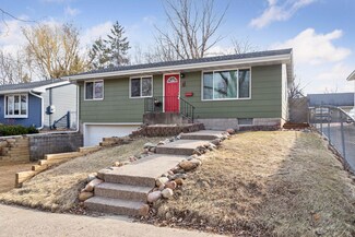 1070 Hall Ave, Saint Paul, MN 55118
