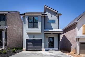 11 Dutch Dr, Clarksville, TN 37043