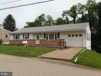 5614 Devon Dr, Harrisburg, PA 17112