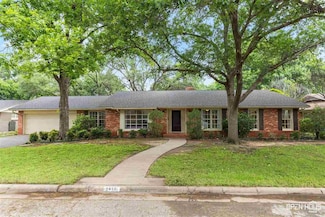 2410 Clayton Ln, Wichita Falls, TX 76308