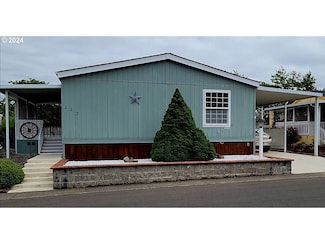 113 River Ridge Ave, Roseburg, OR 97471