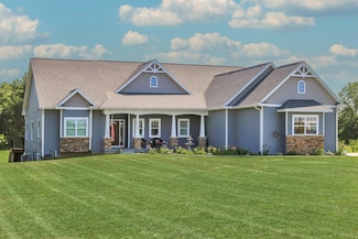 7240 Davis Hwy, Charlotte, MI 48813