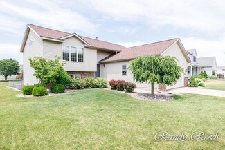 1805 Mullins Ave NW, Grand Rapids, MI 49534