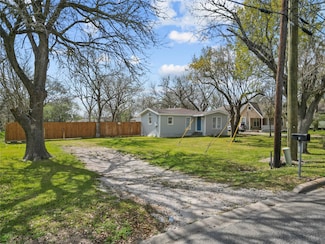 1503 Main St, La Marque, TX 77568