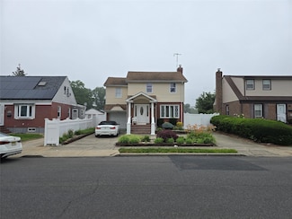 92 Norfeld Blvd, Elmont, NY 11003