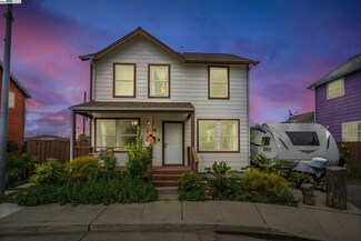 10468 West Ct, Oakland, CA 94603