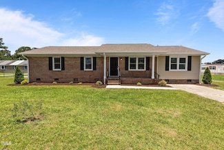 8431 Clinton Rd, Stedman, NC 28391