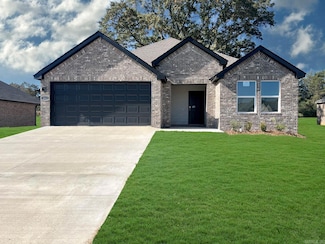 1604 Ridgefield Cir, Searcy, AR 72143