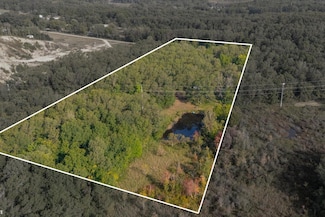 5750 Woodschool Rd, Freeport, MI 49325