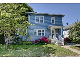 178 Pond St, Cranston, RI 02910