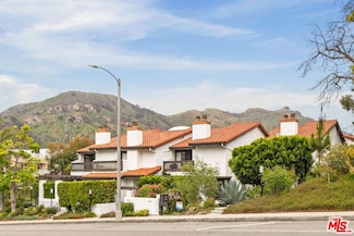 1559 Palisades Dr, Pacific Palisades, CA 90272