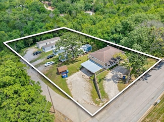 331 Evergreen Ave, Hollister, MO 65672