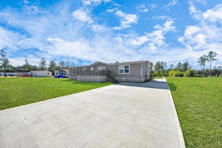 20042 Kincaid Dr, Conroe, TX 77306