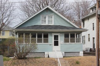 3207 8th Ave, Rock Island, IL 61201