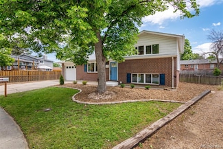 1011 Yeager Dr, Longmont, CO 80501