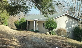 126 Lynn Ln, La Follette, TN 37766
